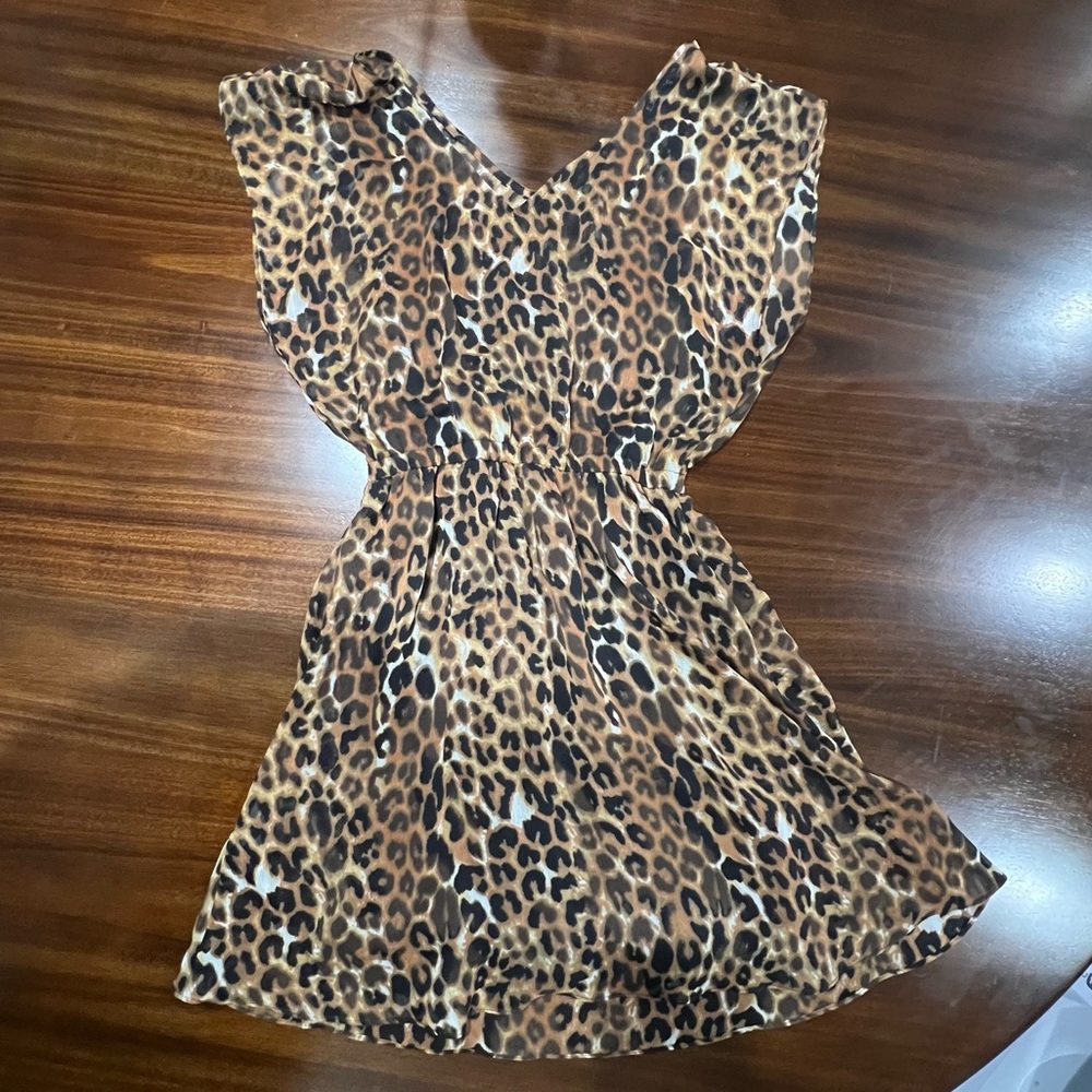 Express Leopard print dress Size: XS